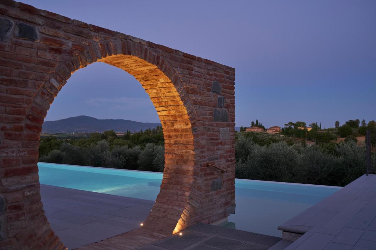 Borgo 69 Villas & Suites Фояно-делла-К'яна Екстер'єр фото